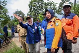 BMKG ungkap ada retakan di lereng pascagempa Garut