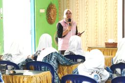 Srikandi PLN turut siapkan generasi emas melalui edukasi budaya "Go Green"