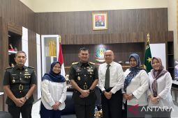 Direktur UT Serang anjangsana ke Danrem 064/Maulana Yusuf
