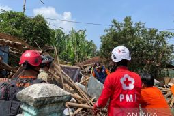 BPBD Cianjur dirikan 2 pos pantau di lokasi pergerakan tanah