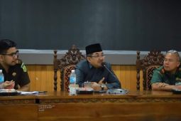Bupati Tanjabbar Pimpim Rapat Percepatan Penanganan Konflik Sosial