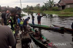 Lansia ditemukan lemas di perahu usai hilang dua hari di HST