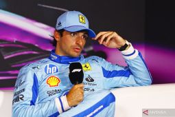 Carlos Sainz: Insiden tabrakannya dengan Perez begitu memalukan