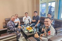 Latihan pencarian dan penyelamatan di perairan Sungai Kapuas