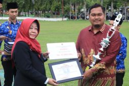 Enam BUMDes terbaik di Tabalong terima uang pembinaan