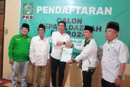 Fadhil dan Bakhtiar kembalikan formulir Pilkada 2024