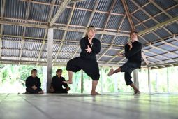 Panggung Maestro-IV, Tari Tutur musik rasa gerak menjaga Maestro