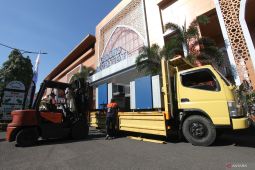 Pemasangan mesin X-Ray di Asrama Haji Embarkasi Surabaya