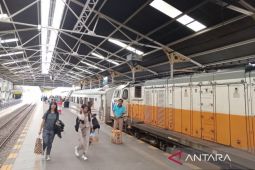 KAI Cirebon sediakan 17.660 tempat duduk untuk penumpang  selama libur panjang