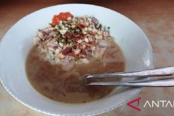 Beningnya kuah "Soto Ajam Podjok" Kediri, kuliner legendaris sejak 1926