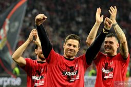 Alonso catatkan rekor usai Leverkusen tak terkalahkan 49 laga