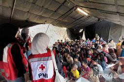 PMI Jabar distribusikan bantuan logistik ke lokasi pergerakan tanah