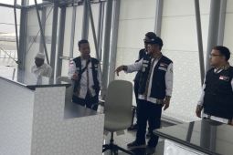Jamaah calon haji Indonesia Kloter pertama akan tiba di jalur Fast Track