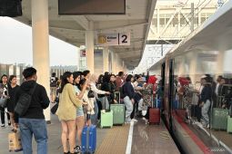 78.000 penumpang kereta Whoosh tercatat selama periode libur panjang