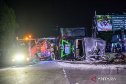 Korban meninggal kecelakaan di Ciater Subang dilaporkan 11 orang