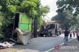 Polisi selidiki kecelakaan truk akibatkan seorang pengendara motor meninggal