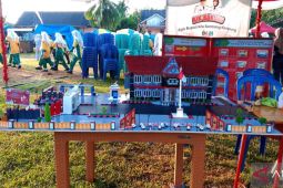 DLH Bangka Selatan daur ulang sampah jadi miniatur bangunan
