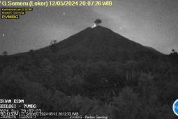 Semeru alami erupsi beberapa kali dalam sehari