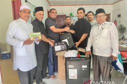 Kemenag Aceh Besar distribusikan koper hingga buku panduan untuk jamaah calon haji