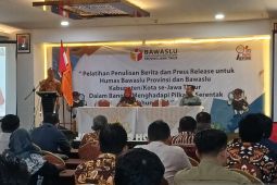 Bawaslu Jatim maksimalkan pemberitaan dukung keterbukaan informasi publik