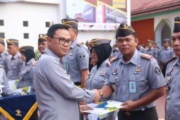 Kakanwil serahkan 34 CPNS bertugas di satuan kerja Kemenkumham Banten