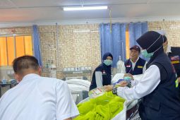 Jamaah calon haji diminta tak menahan buang air kecil selama di pesawat