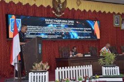 DPRD HSS paripurna jawaban eksekutif raperda penyelenggaraan bangunan gedung