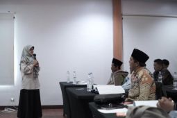 Garut berdayakan ustaz milenial atasi stunting