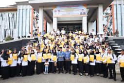 Bupati dan Wabup Ketapang serahkan 894 SK PPPK