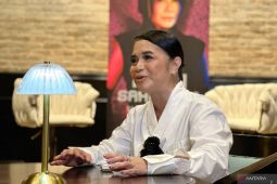 Penyanyi Ruth Sahanaya mulai menikmati akting