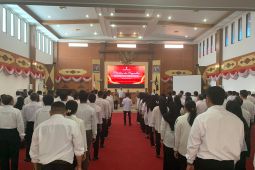 KPU Kapuas Hulu melantik 115 PPK minta jaga integritas hadapi pilkada