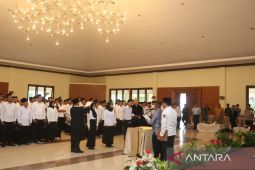 KPU Sukabumi minta anggota PPK edukasi masyarakat tidak tergoda politik uang
