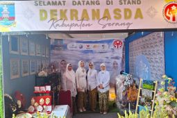 Dekranasda Kabupaten Serang pamerkan produk UMKM unggulan