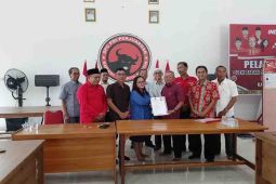 Suhardi bersama Tini daftar ke empat parpol sebagai bacabup dan bacawabup Barsel