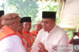 Bumbu pecel-ikan teri menu tambahan calon haji Langkat