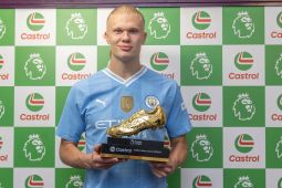 Erling Haaland menyabet gelar "Sepatu Emas"