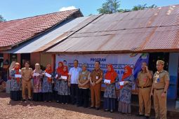 TK Nabila terima bantuan susu BPKP Kalsel dan PTPN IV Regional V