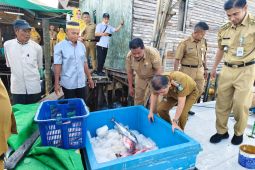 Pemerintah Kota Pontianak bantu peralatan tangkap ikan bagi nelayan