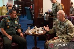 Indonesia, US Army Chiefs of Staff Meet in Pentagon