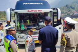 Dishub Garut persiapkan tim cek bus pariwisata saat libur panjang Waisak