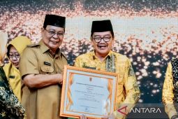 Pemkab HST raih penghargaan pelayanan publik peringkat enam nasional