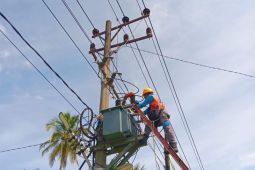 PLN pulihkan jaringan listrik akibat cuaca buruk di Aceh Selatan