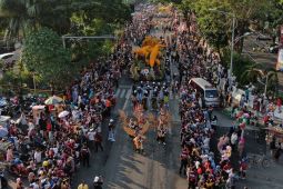 Dishub Surabaya terapkan pengalihan arus lalin saat "Surabaya Vaganza"