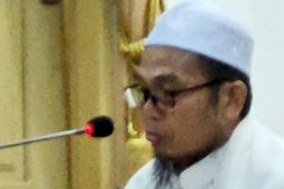 Ustadz Ghazali ingatkan kehati-hatian melaksanakan shalat