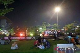 Pemkab Bekasi lakukan penataan taman tingkatkan ekonomi warga