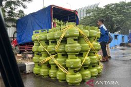Ekonomi kemarin, Kebakaran kilang minyak hingga 11 SPBE kurangi isi LPG 3 kg
