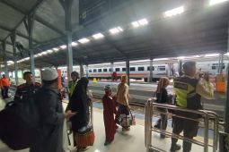 44.697 penumpang gunakan KA di wilayah daop 9 selama libur Waisak