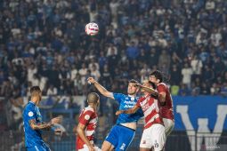 Final Liga 1 - Persib bungkam Madura United tiga gol tanpa balas