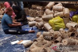 DKP Kaltim siapkan 1.300 tas anjat  untuk peserta Rakornas Kearsipan