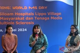 Pengobatan parkinson canggih dengan cara otak pasien ditanam cip